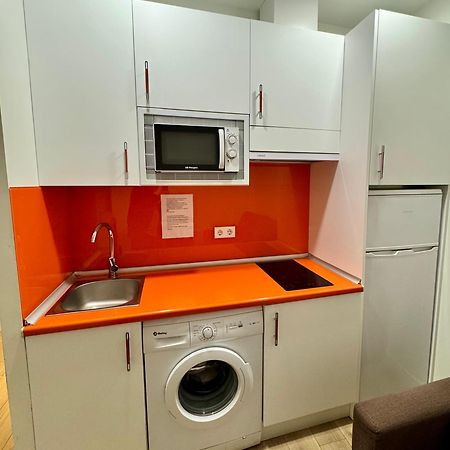 Apartamentos Apolo Madrid Eksteriør bilde
