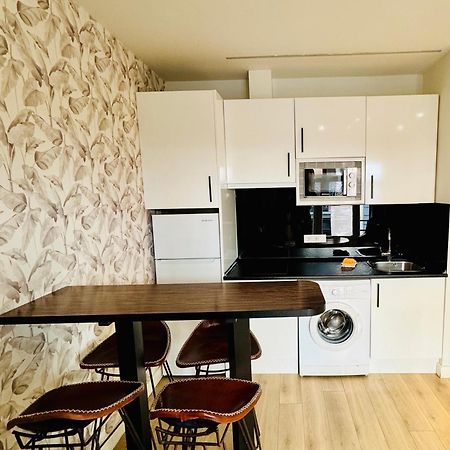 Apartamentos Apolo Madrid Eksteriør bilde