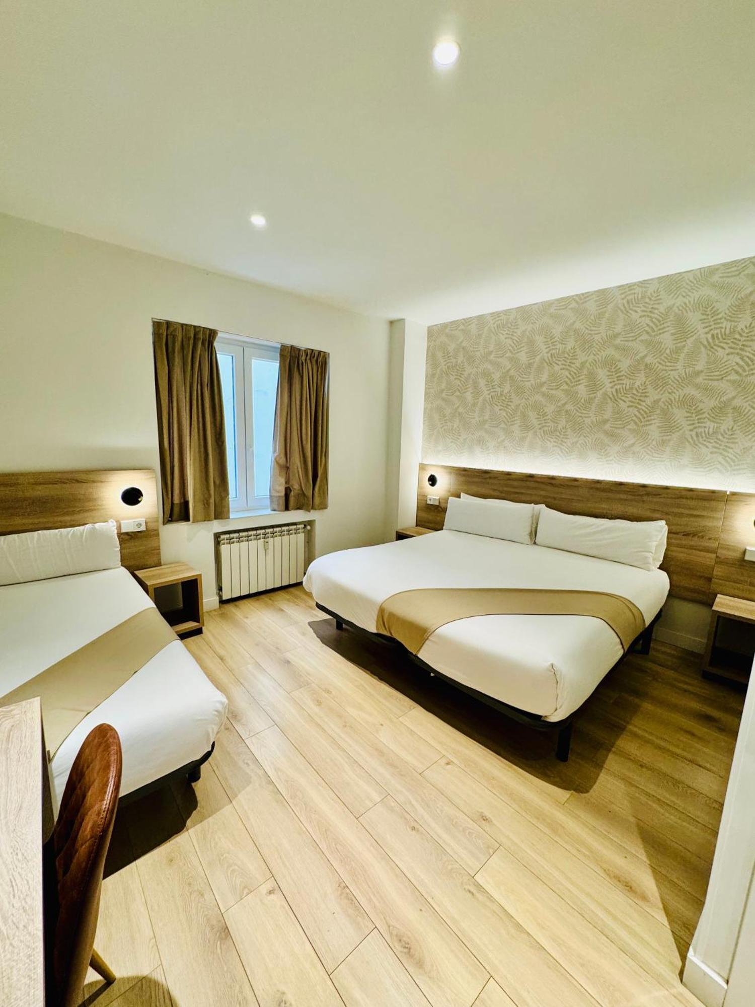 Apartamentos Apolo Madrid Eksteriør bilde