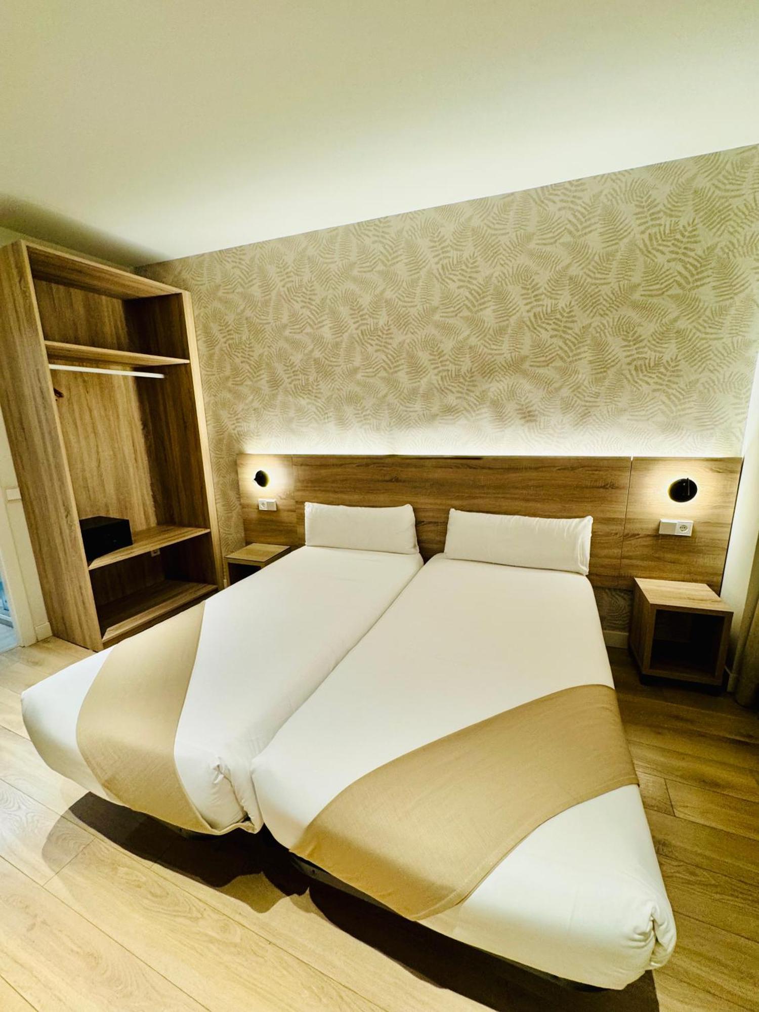 Apartamentos Apolo Madrid Eksteriør bilde