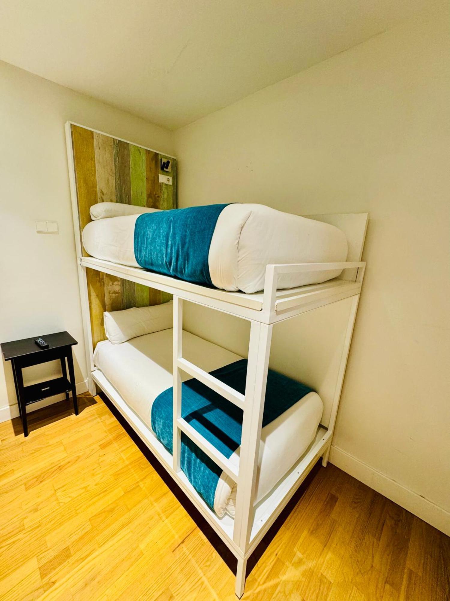 Apartamentos Apolo Madrid Eksteriør bilde