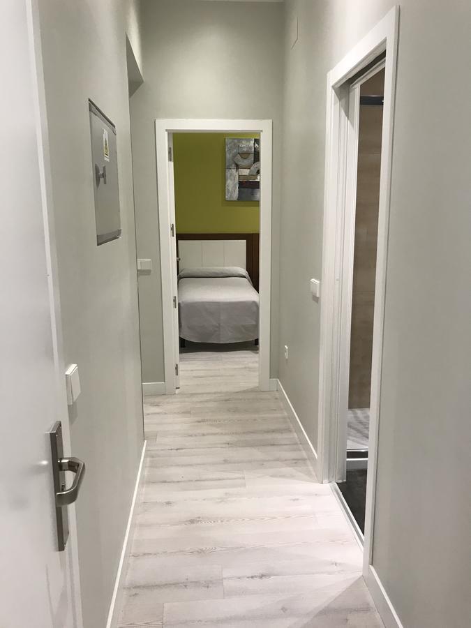 Apartamentos Apolo Madrid Eksteriør bilde